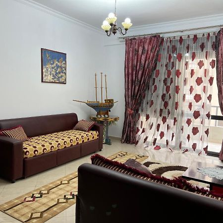 Entire Apartment Castle View 베라트 외부 사진